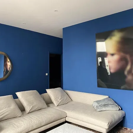 Вилла La Maison Bleue *
